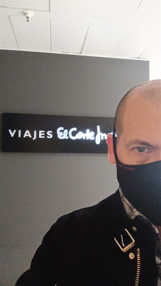 Soporte informático en oficinas de Viajes El Corte Inglés